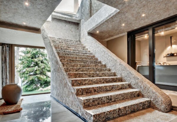 Firefly escalier en granit dans une maison moderne et luxieuse 60687